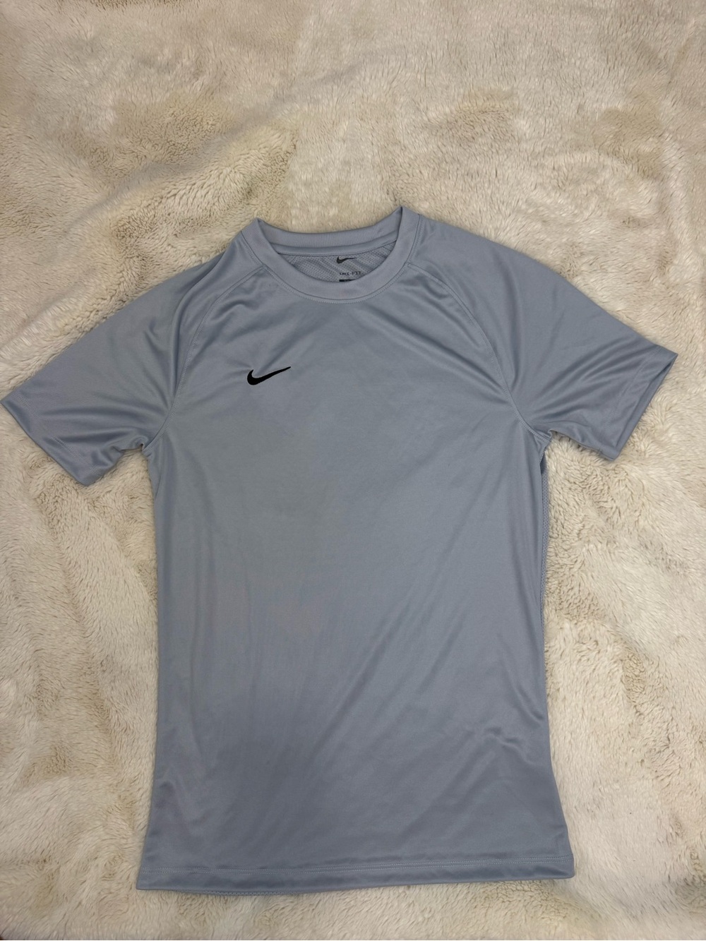 Nike Men’s Light Gray Dri-FIT Athletic T-Shirt- small
